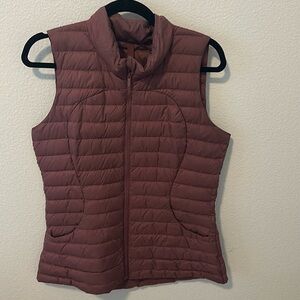 Women’s lululemon puffer vest